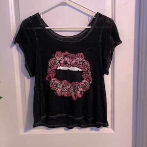 Balck Mesh Top w/ Flower Lips